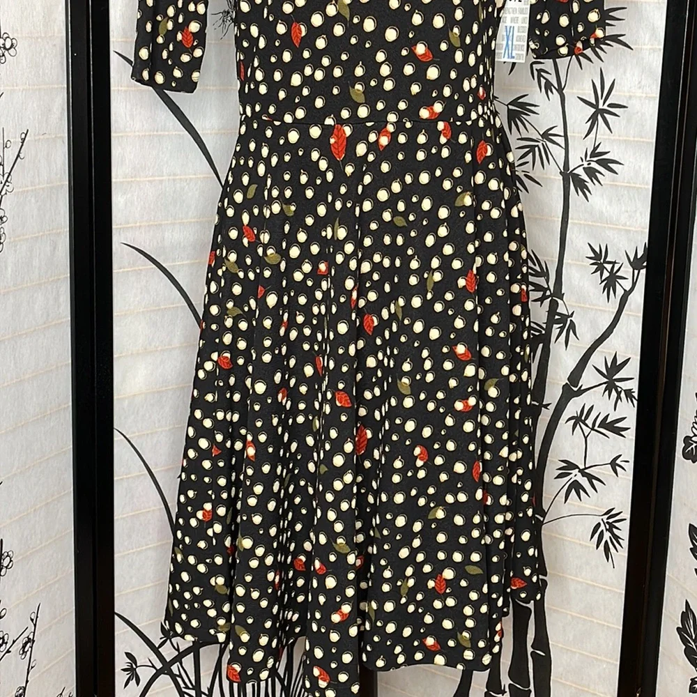 Clearance Lularoe Nicole dress - Picture 3 of 6